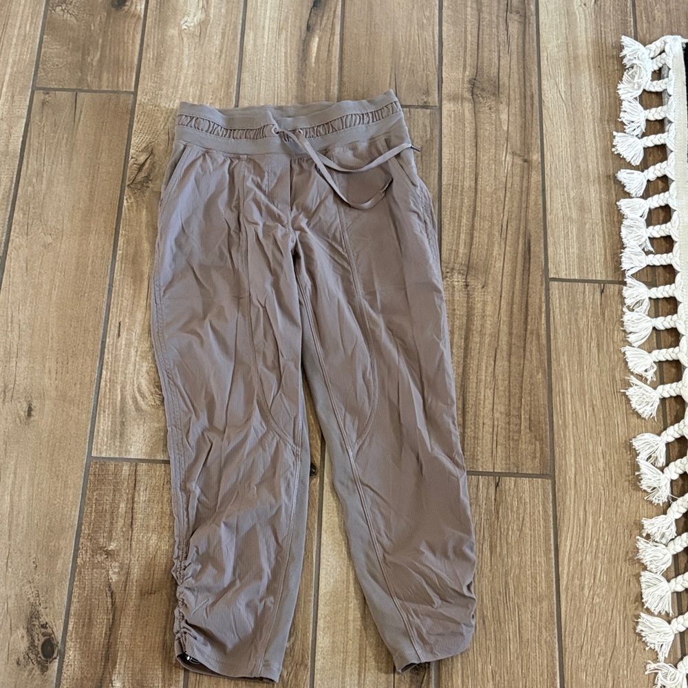 lululemon athletica Brown Ankle Pants